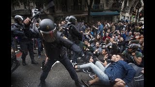 Footage from the catalonia independence referendum has shown what
appears to be spanish police brutality against peaceful demonstrators
in barcelona and else...