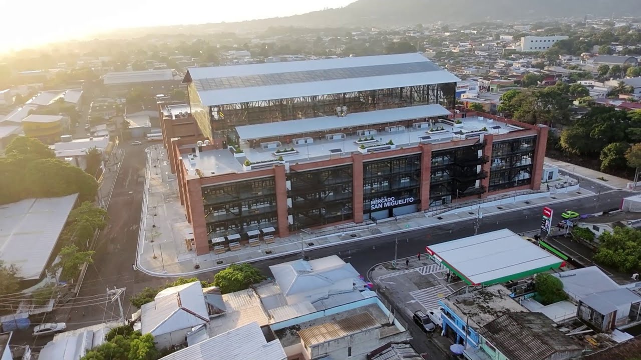 Expectativas de comerciantes tras inauguración de mercado San Miguelito