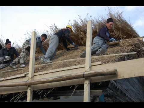 Cum se reconstruiește un acoperiș de stuf