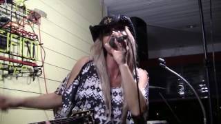 Ms. Jenna - 'Rolling In The Deep' back at old Island Outpost (w/Slickside)