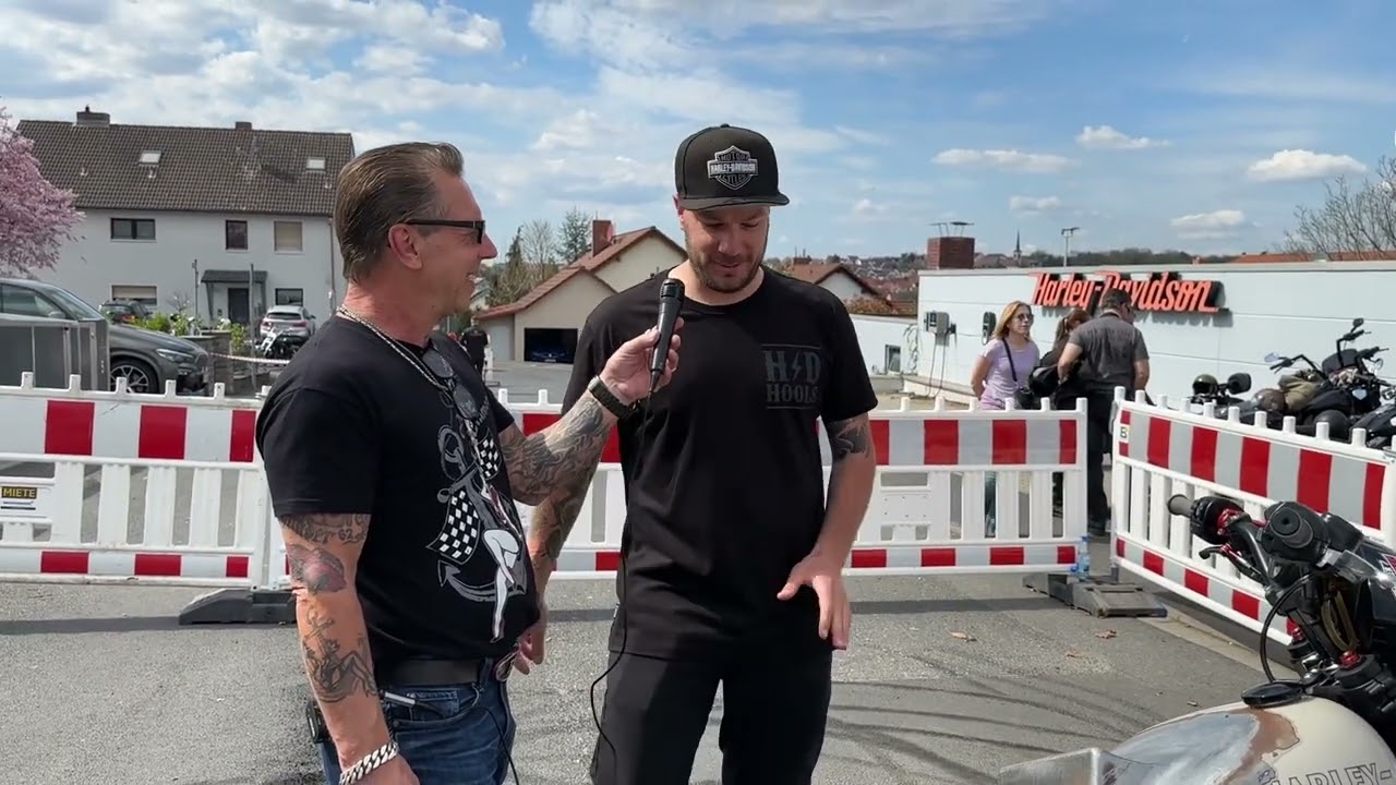 Chris Lietsch erklärt sin Stuntbike von Harley-Davidson 