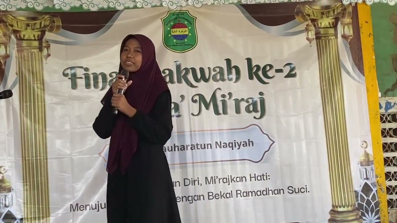 Pidato Terbaik Kelas IX A - Nur Chosiyah 