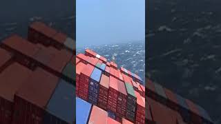 Container Ships Rolling 😨