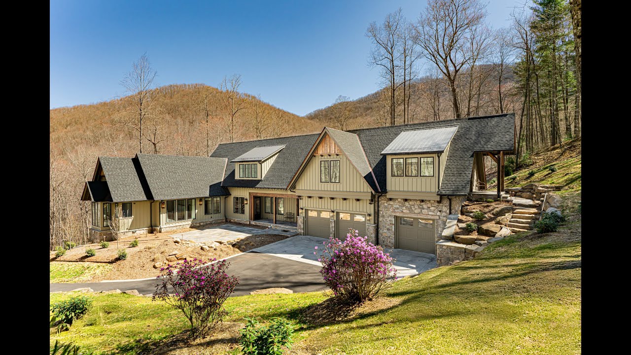 MKB Custom Home Tour: Secluded Sanctuary