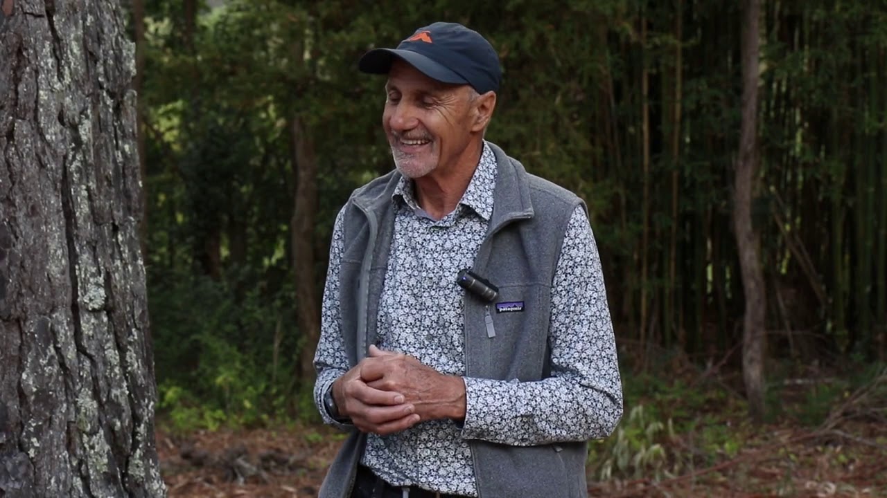 Comvita’s Queen Bee Rearing Unit with Comvita Co founder Alan Bougen