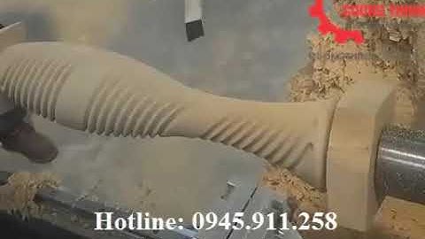 Máy tiện CNC trụ cầu thang