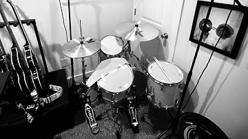 Getting Huge Drum Sounds in a Small Room