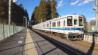 東武8000系 団体臨時列車 明神駅通過