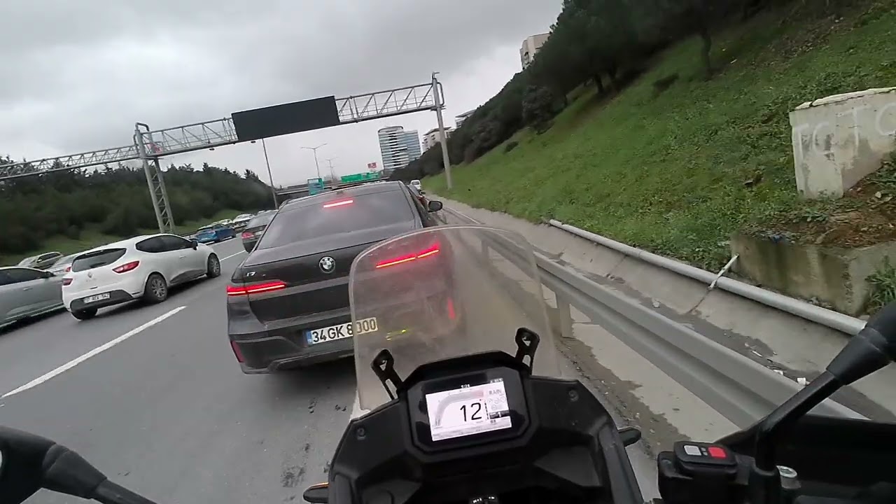 Tekstilkent motosiklet ile trafik #transalp750 