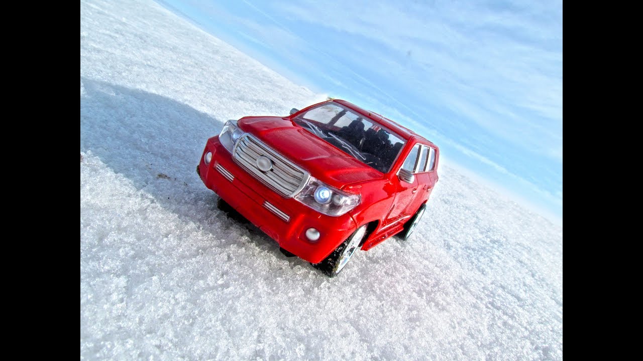 Машина джип toyota