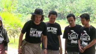 Download Sarung Dari David Bikin Ria Ricis Senang Plus Jadi Bisa Ikutan Permainan Tradisi Video MP3 Sarung Dari David Bikin Ria Ricis Senang Plus Jadi Bisa Ikutan Permainan Tradisi