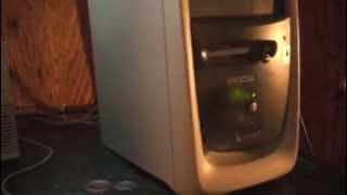 Download lagu 1999 HP Pavilion running Windows 98 SE