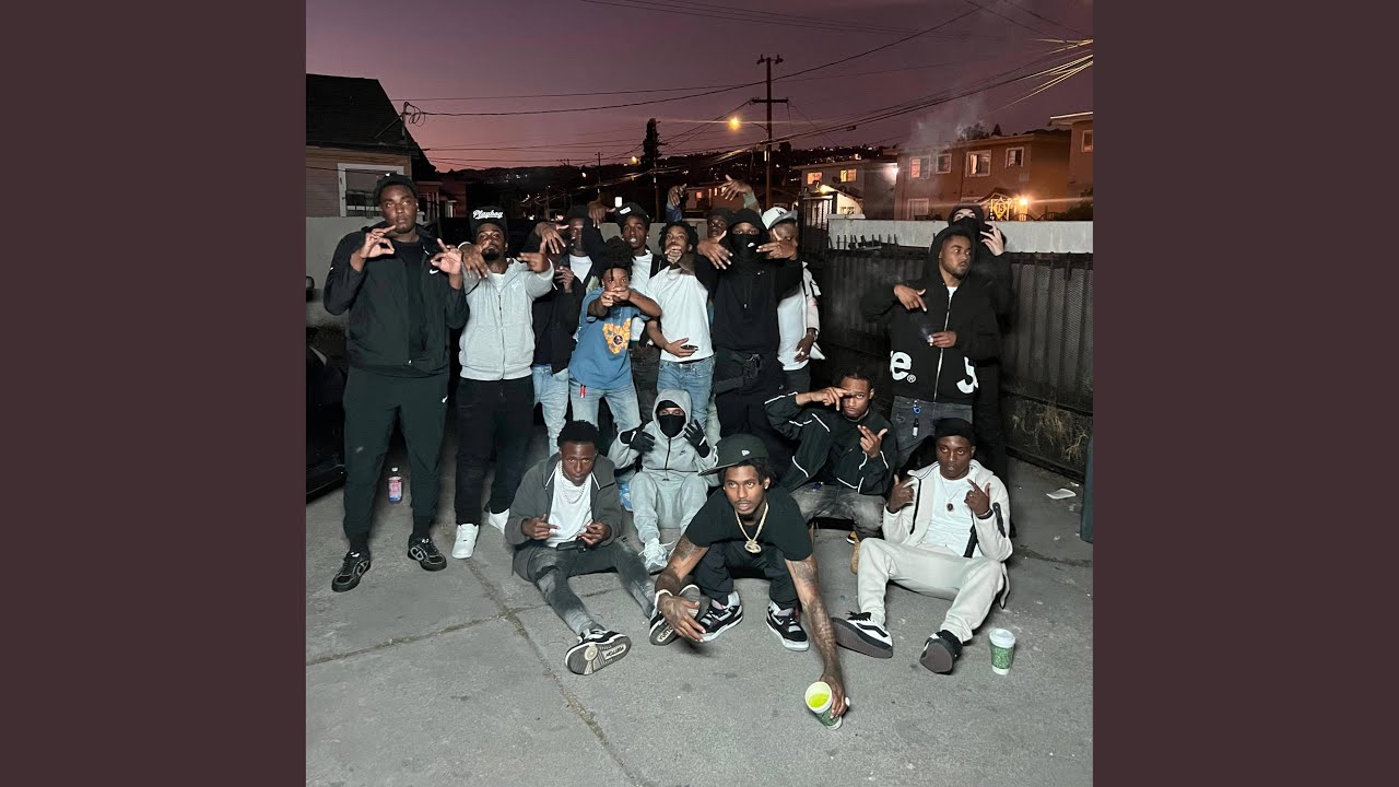 Jokes on you (feat. Baby Maxx) - YouTube