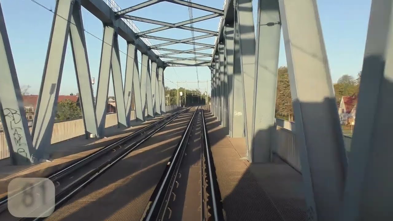 Поездка с машинистом поезда из Апелдорна в Энсхеде. (со спидометром).