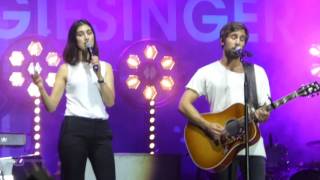 Video thumbnail of "Elif & Max Giesinger - Umwege gehen | CLOPPENBURG"