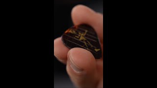 We tried scoring guitar picks. Helpful, or just kind of strange? Let us know your thoughts. 🤔🎸