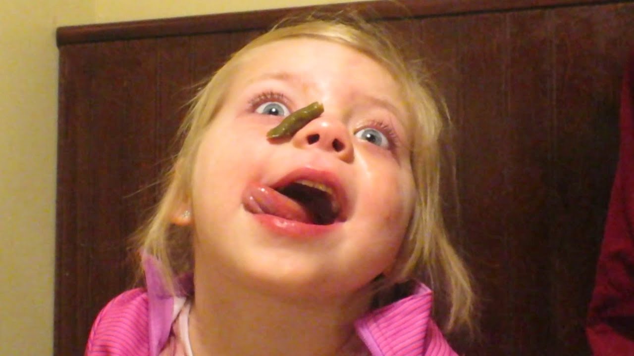 HOW TO GET KIDS TO EAT VEGETABLES! │3•1•16 DAILY VLOG - YouTube