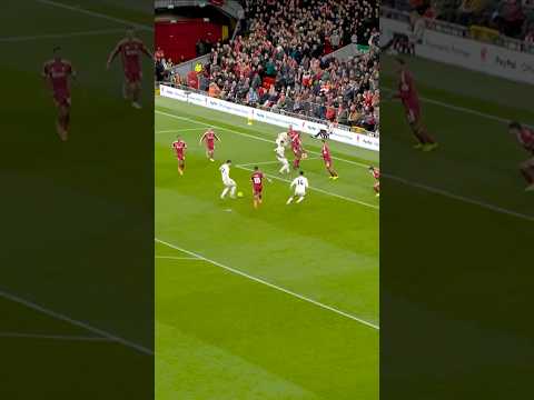 Savona’s superb second at Anfield. 🔥