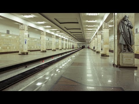 Зачем 3 пути на станциях Партизанская,Полежаевская,Кунцевская?