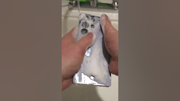 Galaxy S25 Ultra Water Test! 🌊 Can It Survive? #GalaxyS25 #WaterTest #DurabilityTest #TechReview