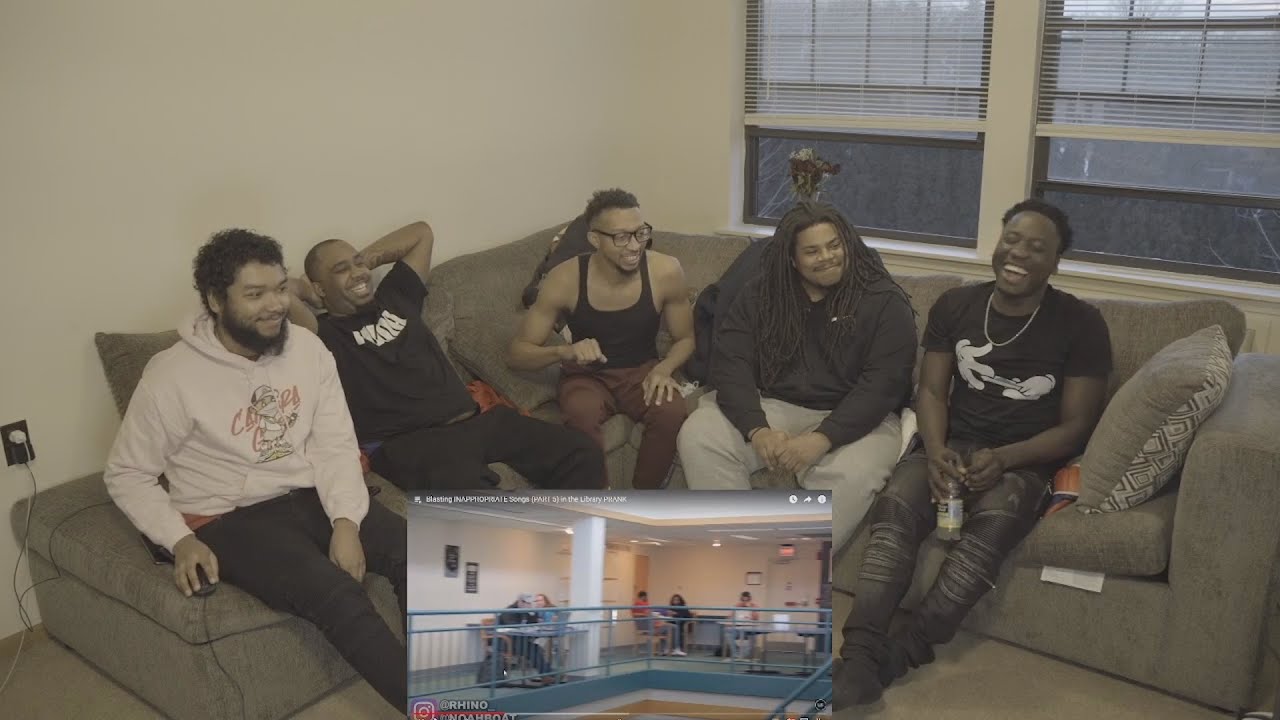 Громкие НЕПРИЕМЛЕМЫЕ песни (ЧАСТЬ 5) в библиотечной шалости (реакция)