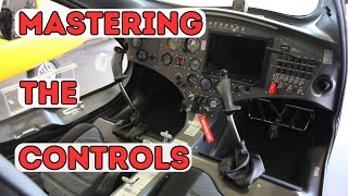 35. Flying a Gyroplane: Getting to Grips with the Cyclic and Throttle