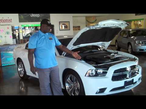 2014-dodge-charger-walk-around-cutter-chrysler-pearl-city-daryl-mason