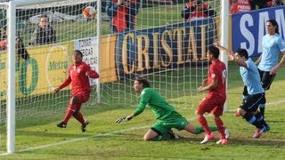 Dodgy opener helps Uruguay to thrilling win over Peru