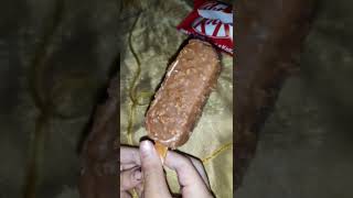 آيس كريم كيت كات/kit kat /ب٨ جنيه