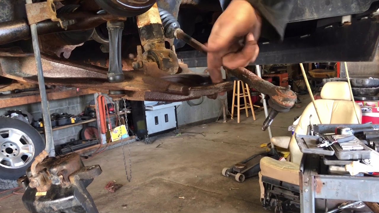 How to use a ball joint press how to press ball joints in and out - YouTube