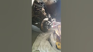 stuck axle nut#cars#automotive #auto #automobile