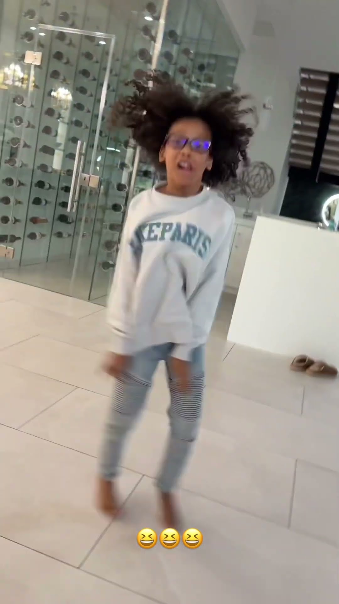 Mom and dad find son doing this dance and the energy is unmatched… ?