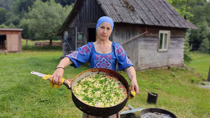 A Woman Living in the Mountains Cooks Gigantic PIZZA on a Campfire for her alone!!