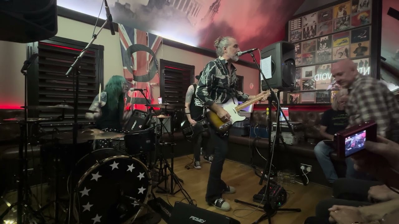 Slyder Smith - For Your Information - !0Bar Forfar 17-8-2025