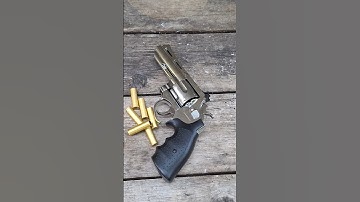 Realistic Airsoft Revolver #airsoft