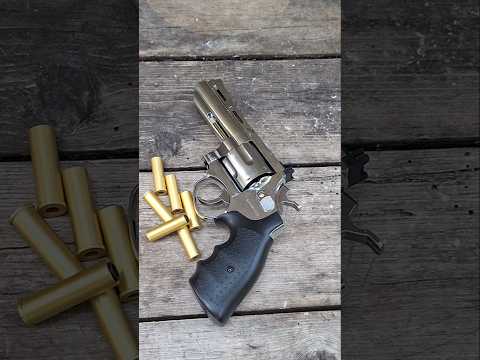 Realistic Airsoft Revolver #airsoft