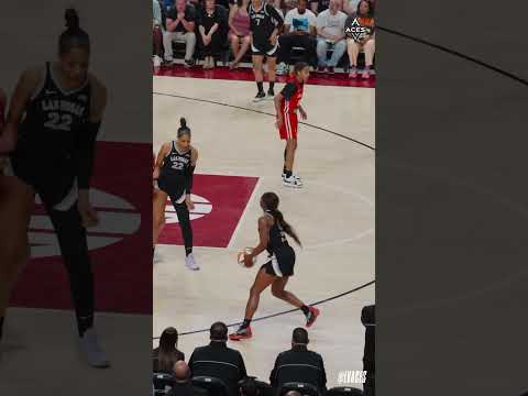 🔥 Jackie Young hits a three in Las Vegas Aces WNBA game #shorts #short #lvaces #wnba #lasvegasaces