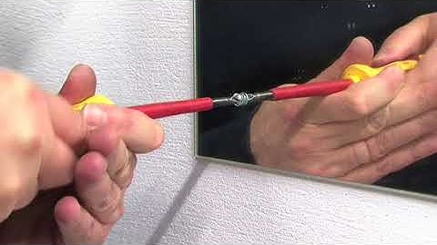 Power Grab n Bond Video - Norwegian Subtitles