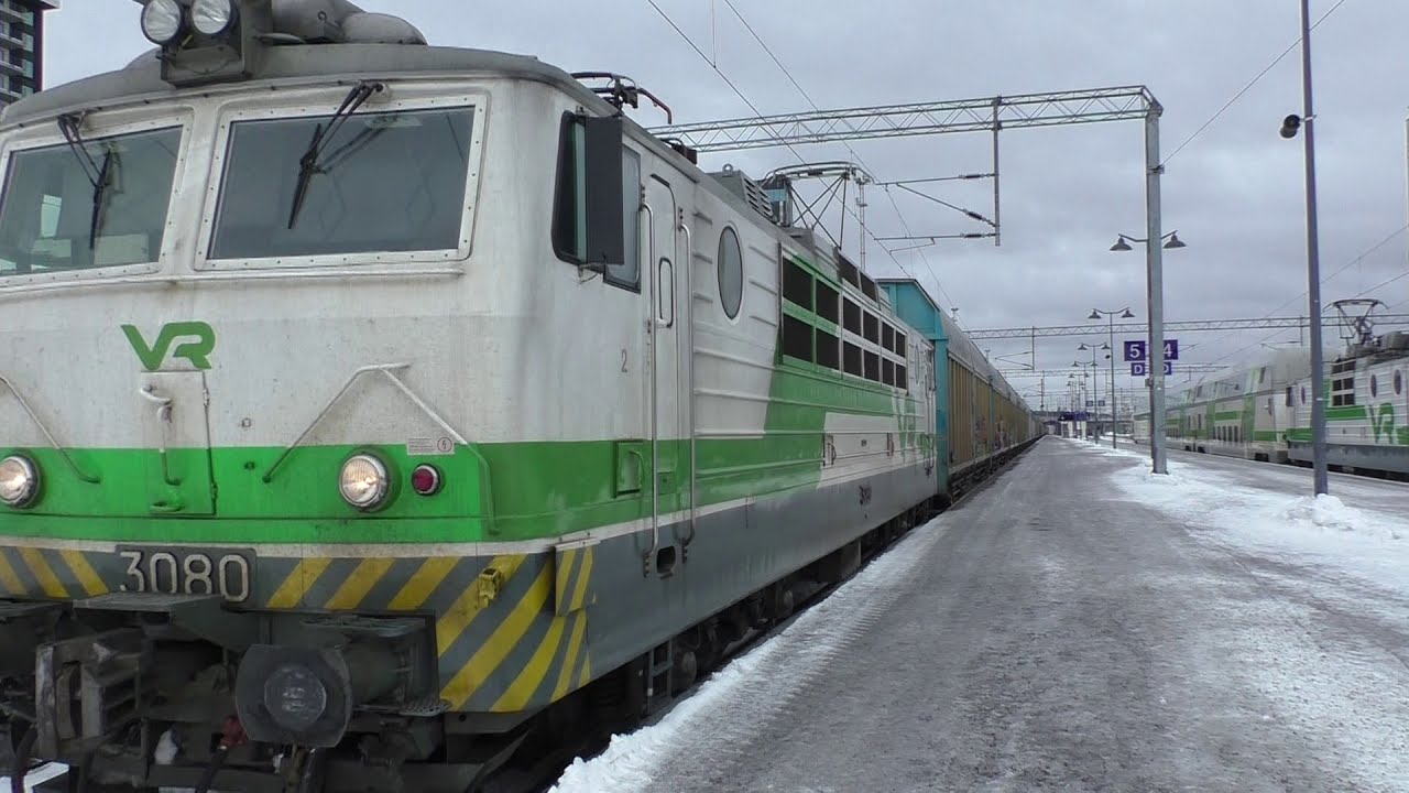 (HD) Trains at Tampere railway Station - 19/3/18