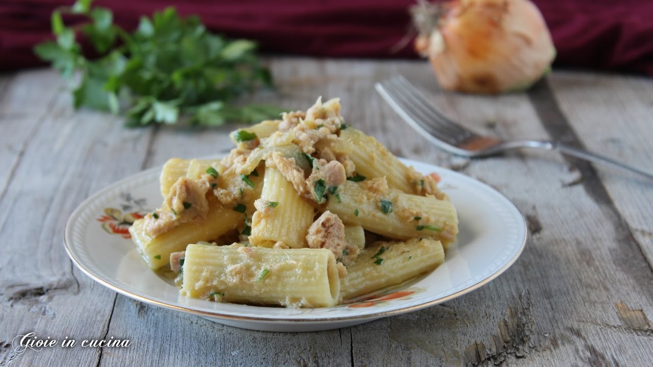 PASTA CON TONNO E CIPOLLA YouTube