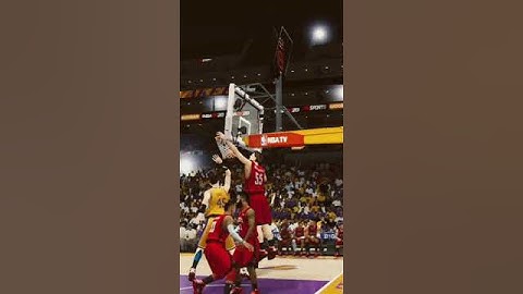 After the timeout Ibaka inbound long pass for the slam Dunk #livestreaming #livegameplay #gaming