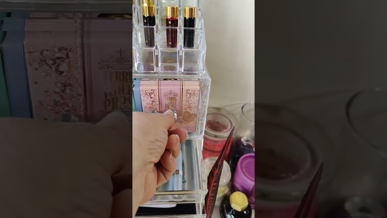 Desk Tour // Fountain Pen Storage & Ink //Stationary Storage