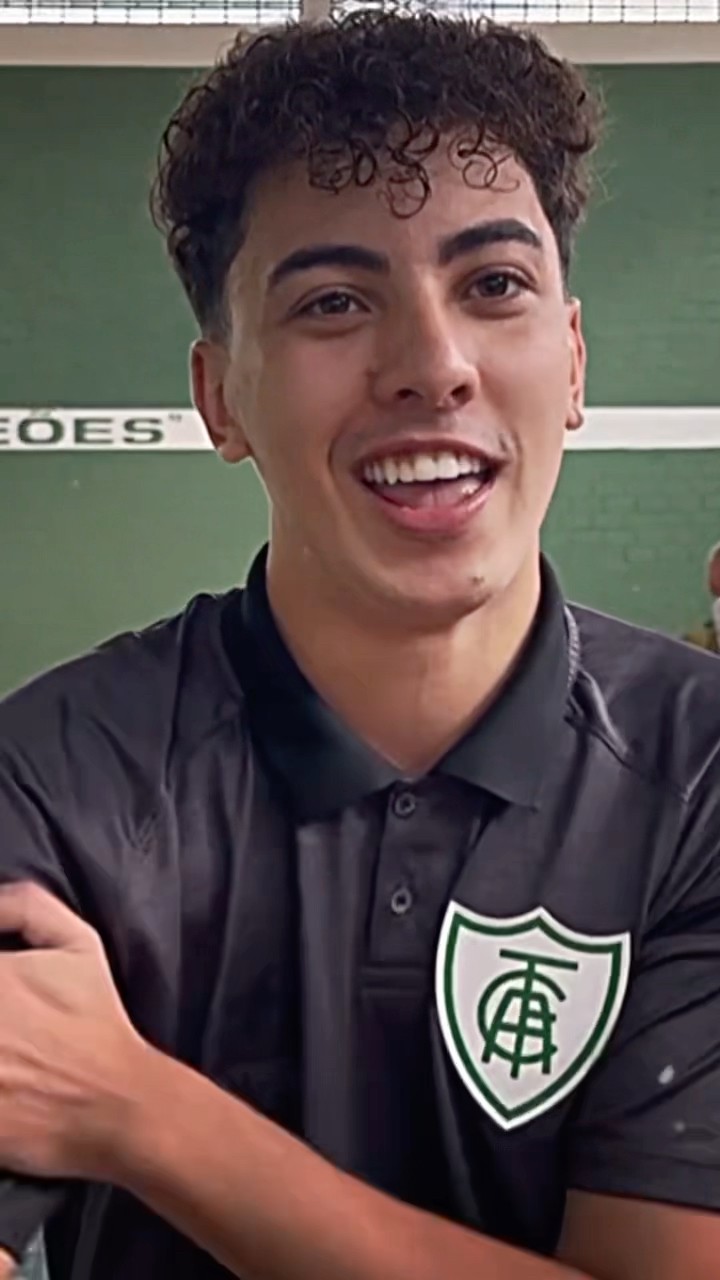 MEU IRMÃOZINHO MERECEU SER O CAPITÃO DO NOSSO TIME? ?