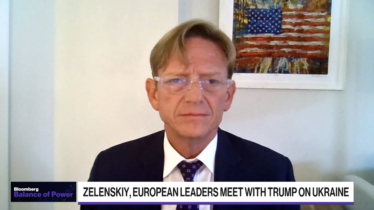 Putin Has 'No Intention' of Honoring Agreements: Retired Admiral Mike Hewitt