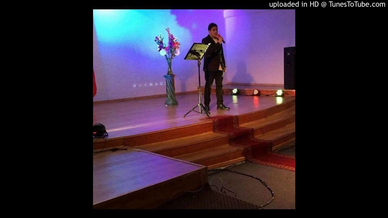 Caruso cover David Garay.