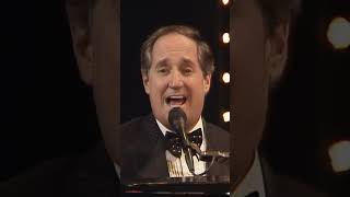 Classic Pop Magic! 🎹 Neil Sedaka – “Breaking Up Is Hard To Do” | Live From The Piccadilly 1986