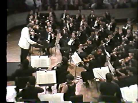 Eduardo Mata dirige La orquesta Simon Bolivar; Shubert, Mahler y Richard Strauss