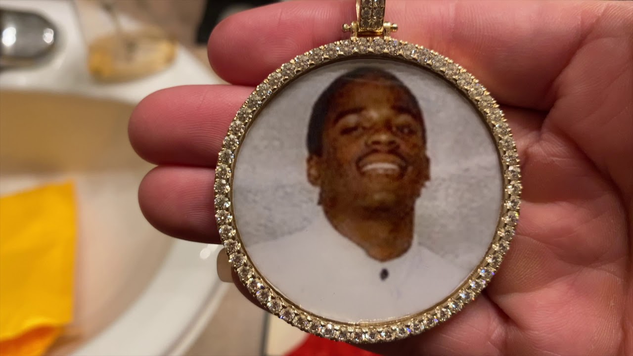 Trax NYC 14k Photo Pendant Review - YouTube
