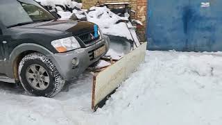 Отвал на Митсубиси Паджеро 3/ Mitsubishi Pajero 3. БЕЗ лебедки.