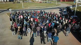 Trabajadores de Cerro Negro se manifiestan en la fábrica